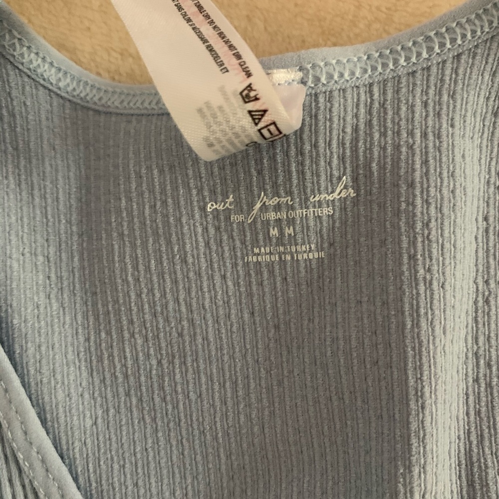NWT UO hailey seamless plunging bra top sky blue - Picture 5 of 8